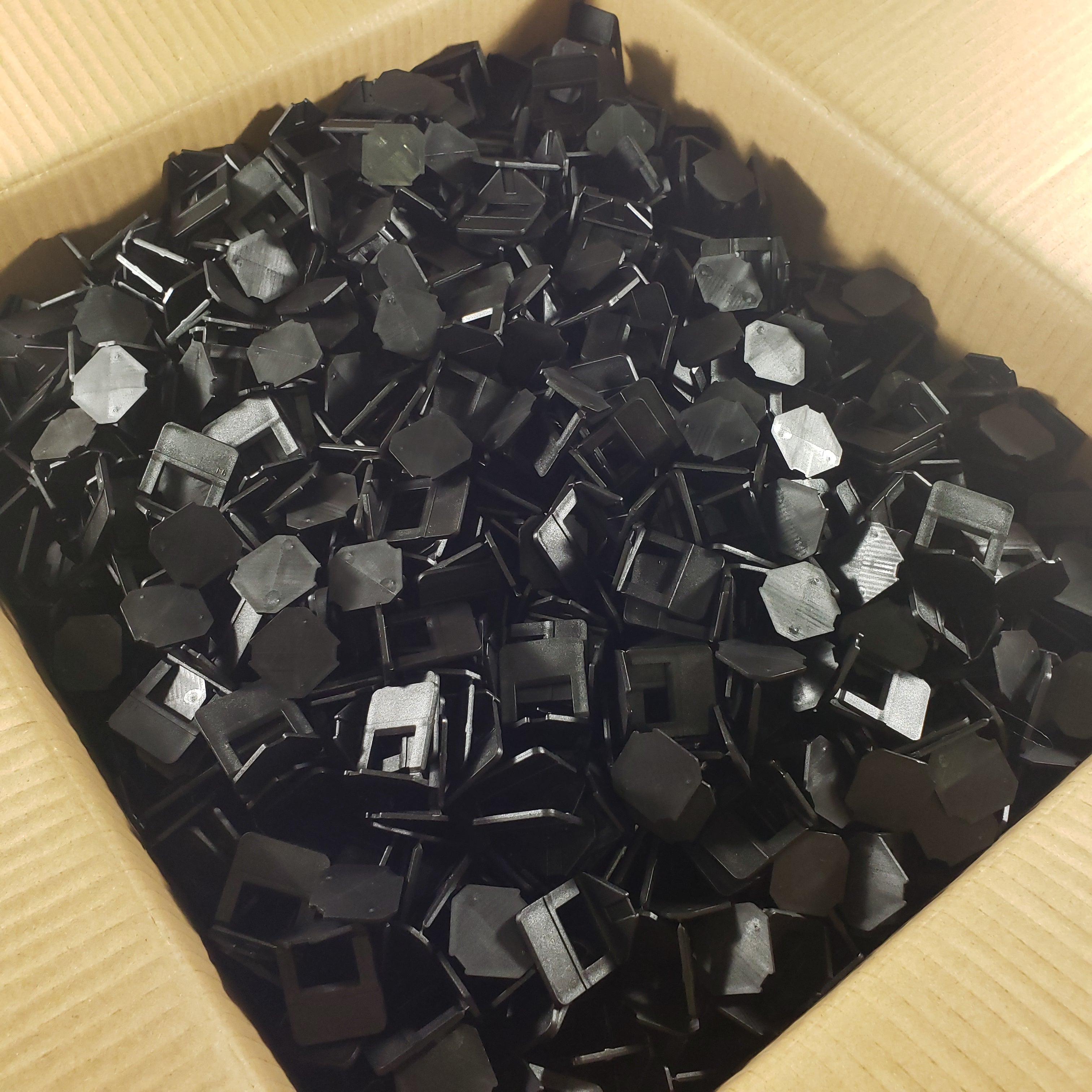 FROSCH Tile Leveling System - 1/8" (3mm) Clips [2000 clips]